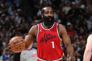 哈登：我在中国的很多经历都很不可思议 人们给我的那种关爱&热情