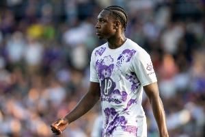 记者：水晶宫将签下图卢兹19岁中卫坎沃，转会费2700万欧元