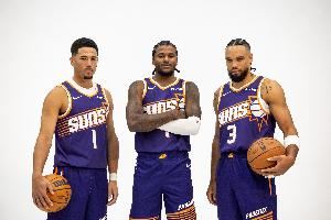 狄龙：我和布克是并肩作战的两位领袖 我俩的沟通相当好