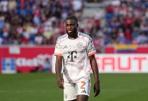 法尔克：若拜仁续约于帕梅卡诺，不会给他提供戴维斯级别的签字费