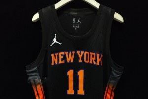 颜值如何？尼克斯新赛季宣告版球衣曝光！