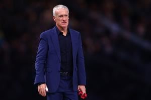 德尚麾下法国先丢球战绩17胜12平21负，近12年未能客场逆转取胜