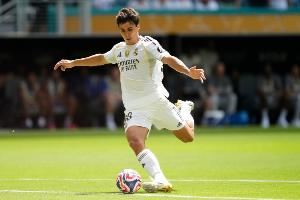 马卡：皇马前锋贡萨洛预计在冬窗收到大量报价，但皇马不一定卖