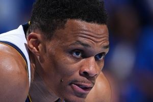 媒体人：总有人念叨威少在NBA混不下去了 但他即将开始第十八季