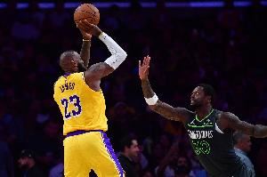 Shams：詹姆斯正在进行更多个人场上训练 他会采取非常耐心的态度