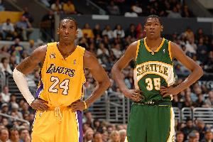 篮球偶像是谁？KD：努力去接近科比和乔丹 想像老詹那样打到40岁