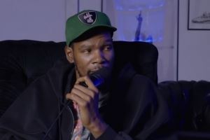 KD：每晚只睡5.5小时且房间完全不能有光 我就是7英尺巨婴